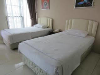 Mendu Inn Kuching Luaran gambar